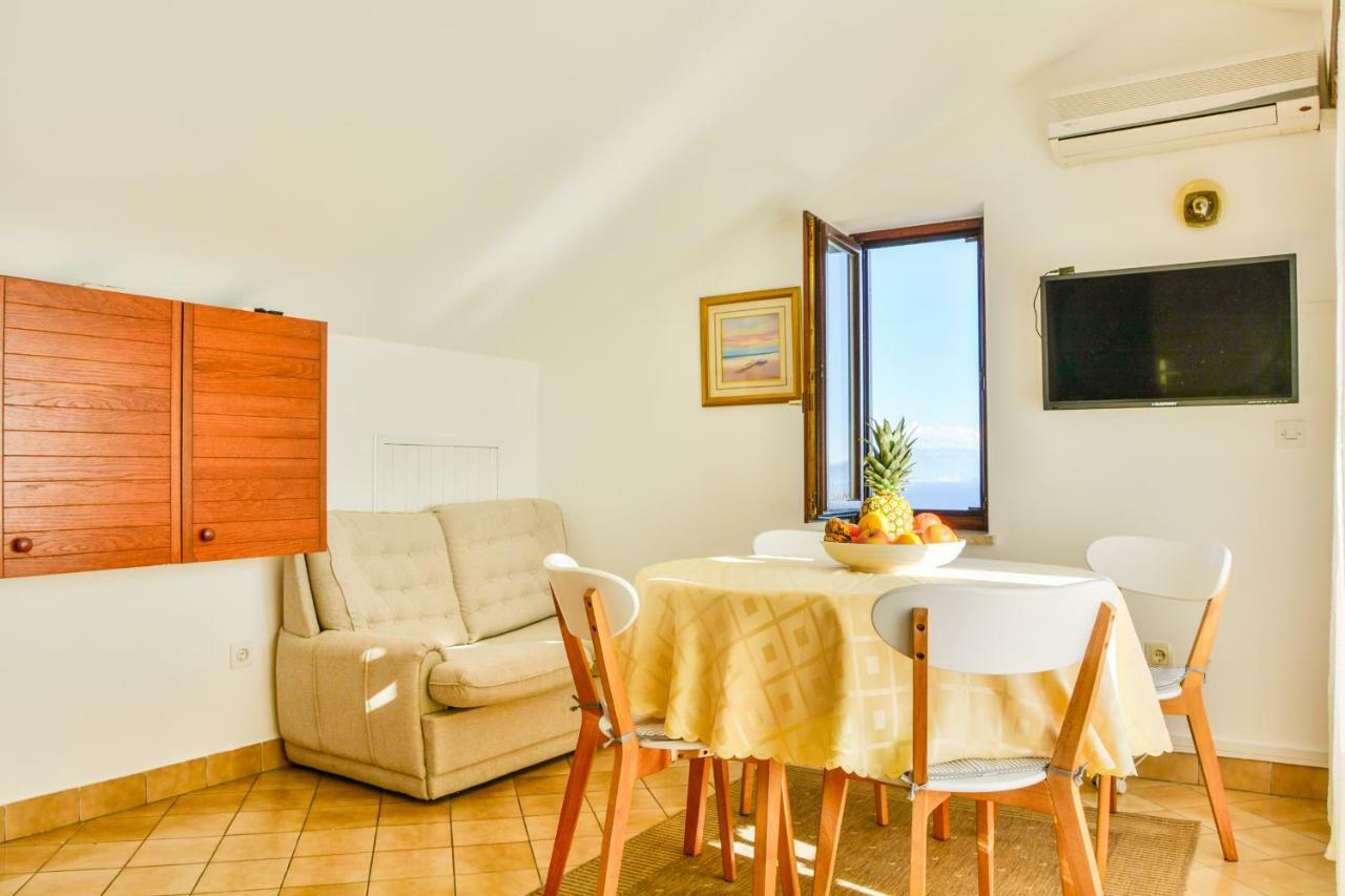 Bella Vista Apartments 茨里克韦尼察 外观 照片