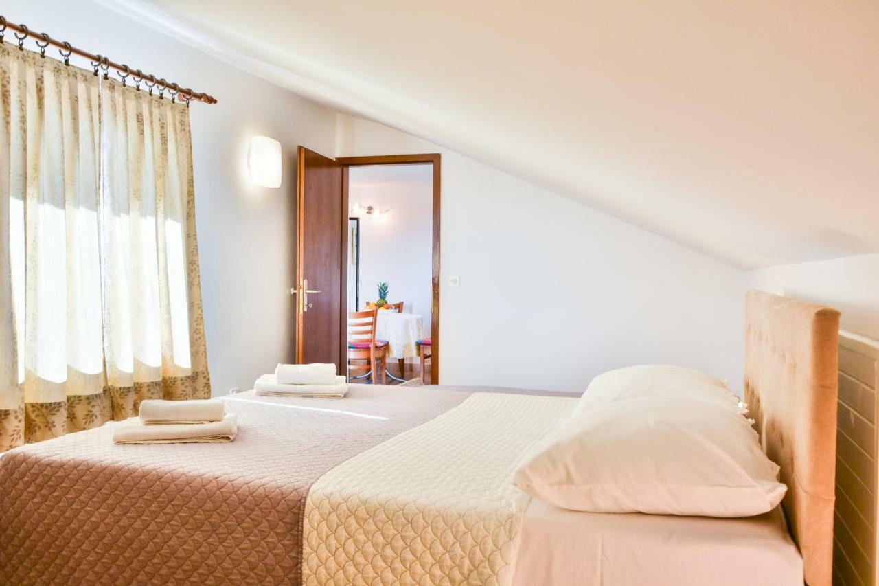 Bella Vista Apartments 茨里克韦尼察 外观 照片
